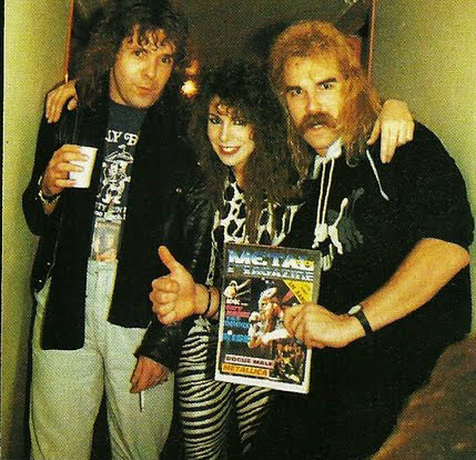 Chris,Lee and Barry backstage at Rex Club Paris