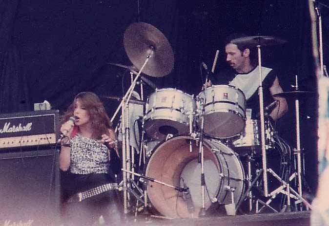 Lee Aaron and Frank Russell on stage at the Reading Festival 1983. Photo by Don Murphy ©